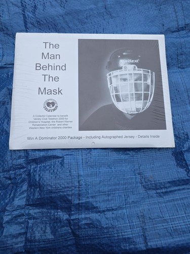 2000 dominik hasek - hasek, behind