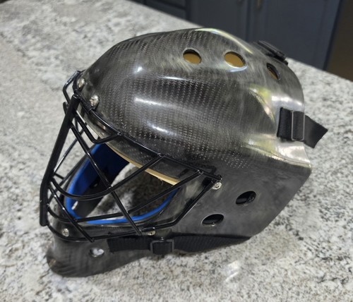 Carbon fiber goalie - goalie, hockey